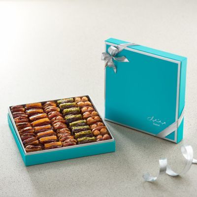 Coral Gift Set - Filled Dates - Medium
