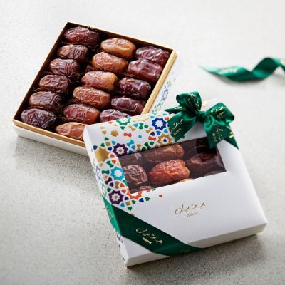 Arabesque Gift Set - Plain Dates - Rectangle Window (small)
