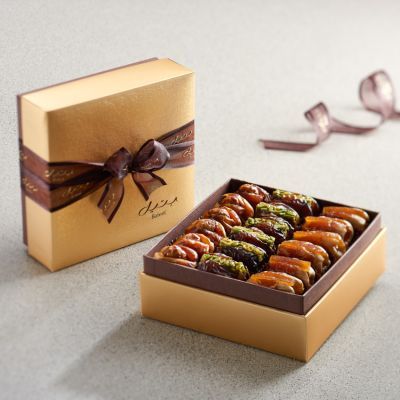 Cassandra Gift Box-Premium Filled Dates-Ballotin (630gm)