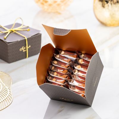 Wrapped Caramelized Hazelnut Milk Choco Bark 200g