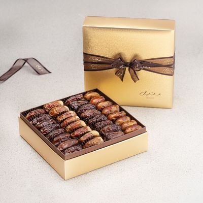 Cassandra Gift Box-Premium Plain Dates- Ballotin (1kg)