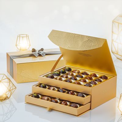 مجموعة هدايا أدراج النخلة الذهبية