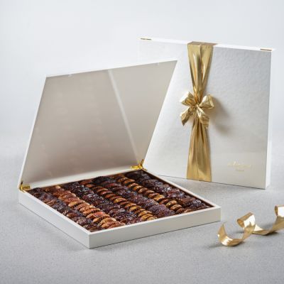 Ivory White Gift Set - Plain Dates - Large