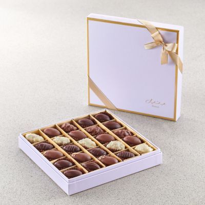 Pastel Lavender Gift Set - Date Chocolate - Medium