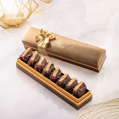 تمور الونانة مع الكنافة بالبندق 