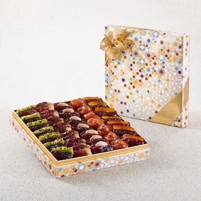 Najma Gift Set - Filled Dates - Medium