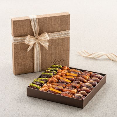 Napura Brown Gift Set - Filled Dates - Medium