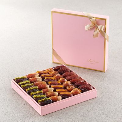 Pastel Petal Gift Set - Plain And Filled Dates - Medium