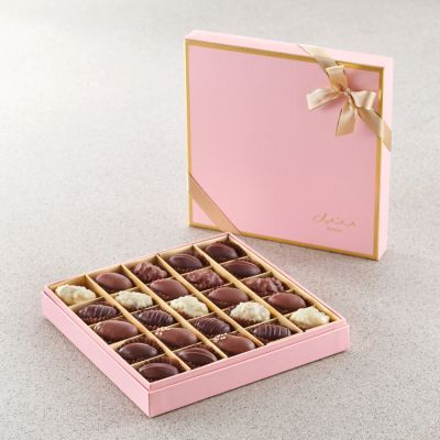 Pastel Petal Gift Set Date Chocolate