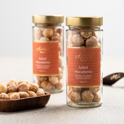Salted Macadamia