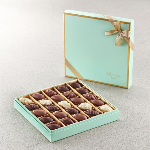 Pastel Mint Gift Set Date Chocolate
