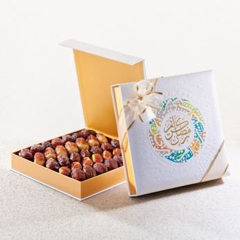 Qamara Gift Set - Plain Dates - Medium