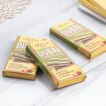 Dubai Chocolate Bar - Matcha Strawberry Kunafa 120g​