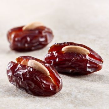 bateel premium Khidri dates with roasted almond
