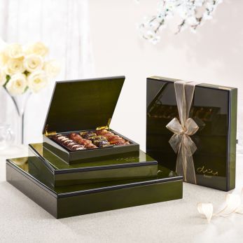 luxe green wood gift box from bateel