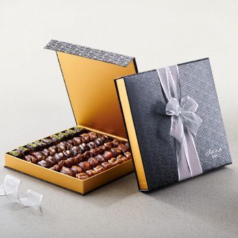 Black Sapphire Gift Set - Filled Dates - Large