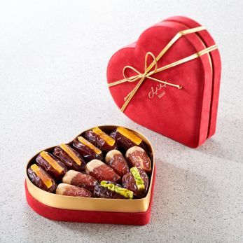 Adore Gift Set Plain and Filled Dates